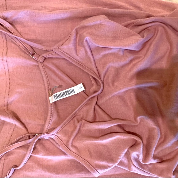 Monoreno Sleeveless Crochet/Lace Bodycon Pink/Blush Dress with Adjustable Slip - Picture 6 of 8